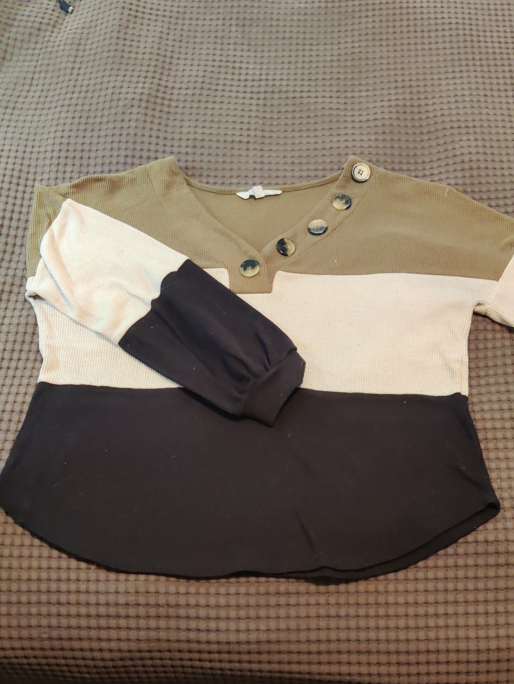 Colorblock V-Neck Button-Accent Women's Sweater - Olive, Cream & Black